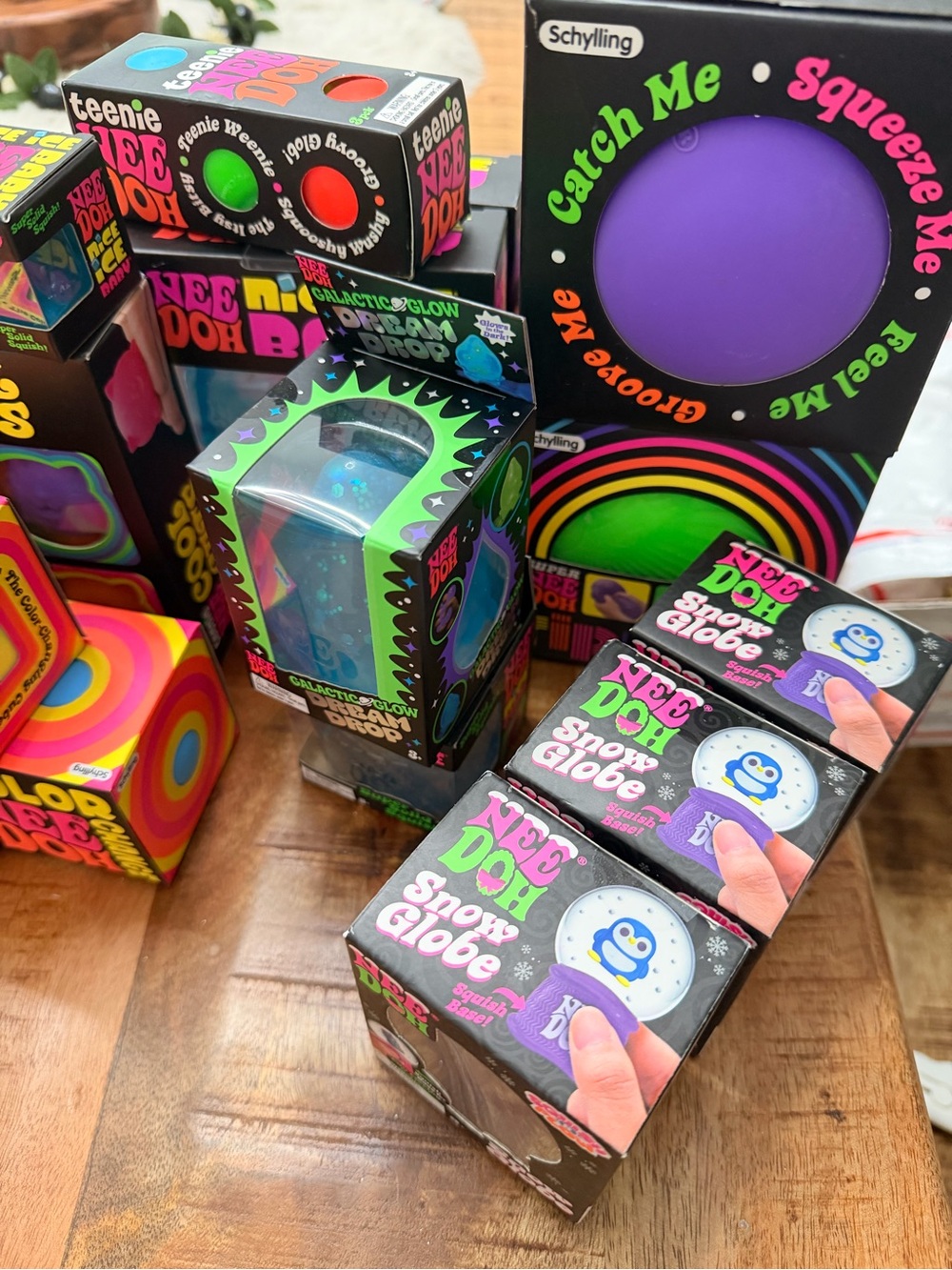 NeeDoh Assorted Stress Toys - Bright Purple & Green